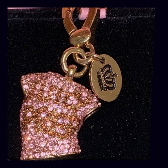 Juicy Couture Limited Edition 2005 Pink Pave T-Shirt Charm - Picture 3 of 6